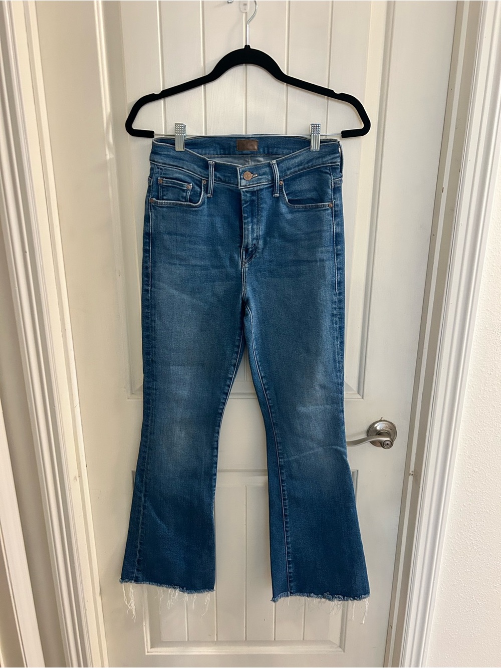 MOTHER The Weekender Fray Jeans - Picture 6 of 9